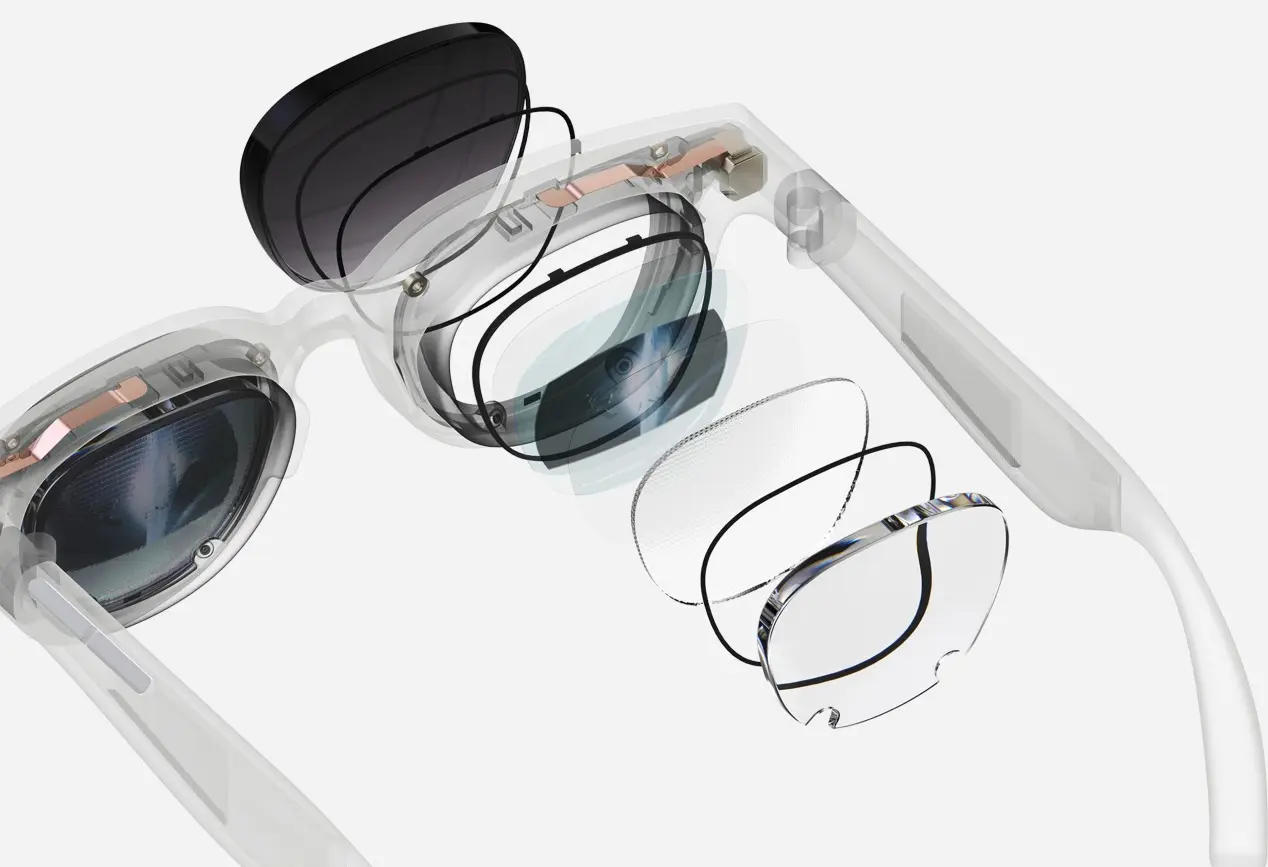 Glasses Are Entering a New Era From Fashion to Future Interfaces7.jpg