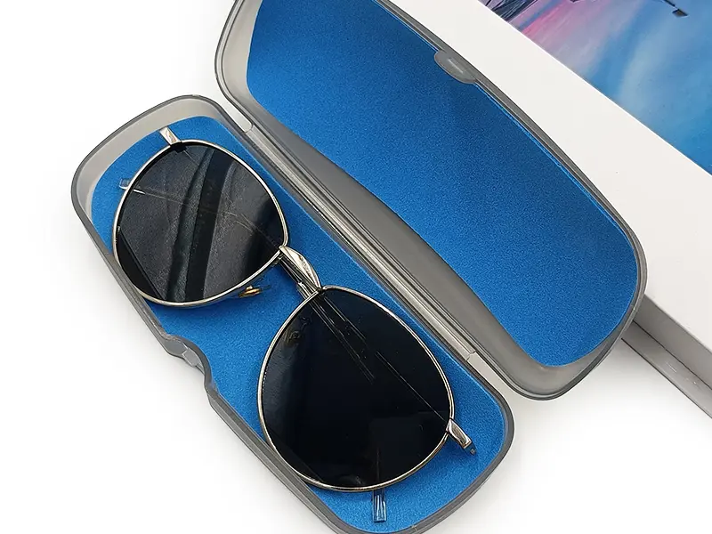 6089 Plastic Glasses Case (4).jpg